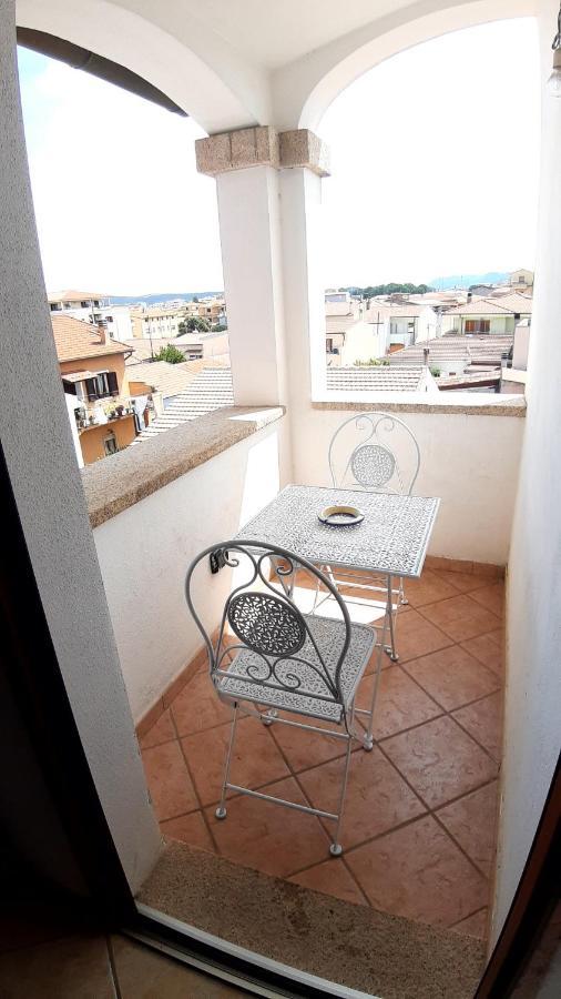 Lo Sguardo Sulla Citta' ,Panoramic View Apartment Olbia Bagian luar foto